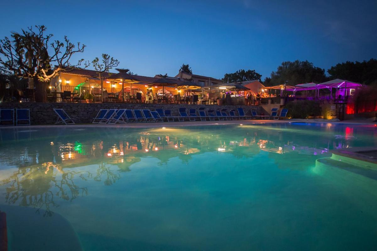 Hotel Camping Mas De Pierredon Sanary-sur-Mer Esterno foto